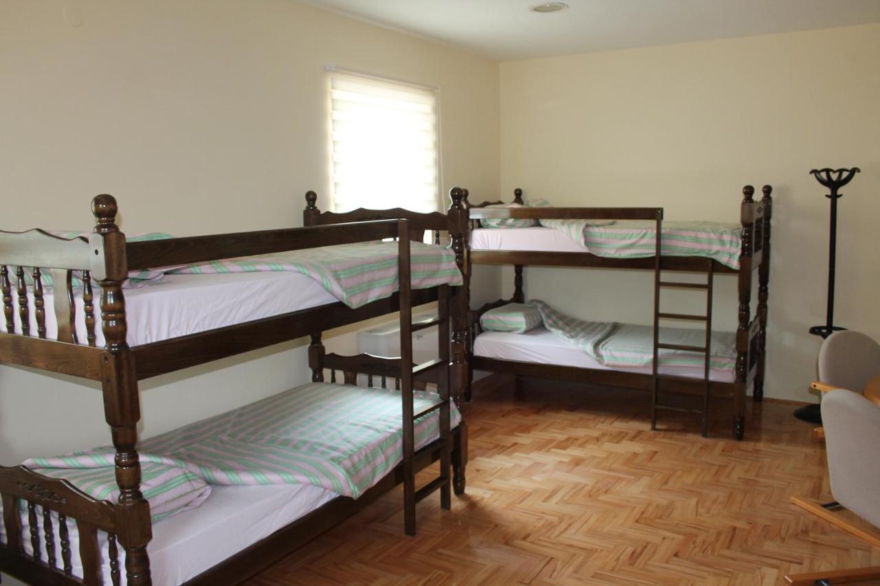 Hostel Teresianum Алексинац Экстерьер фото