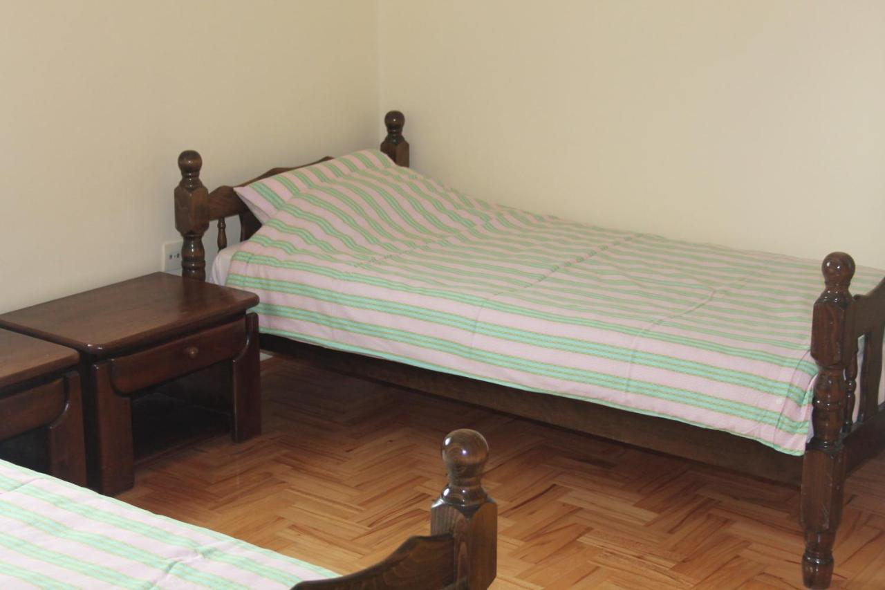 Hostel Teresianum Алексинац Экстерьер фото