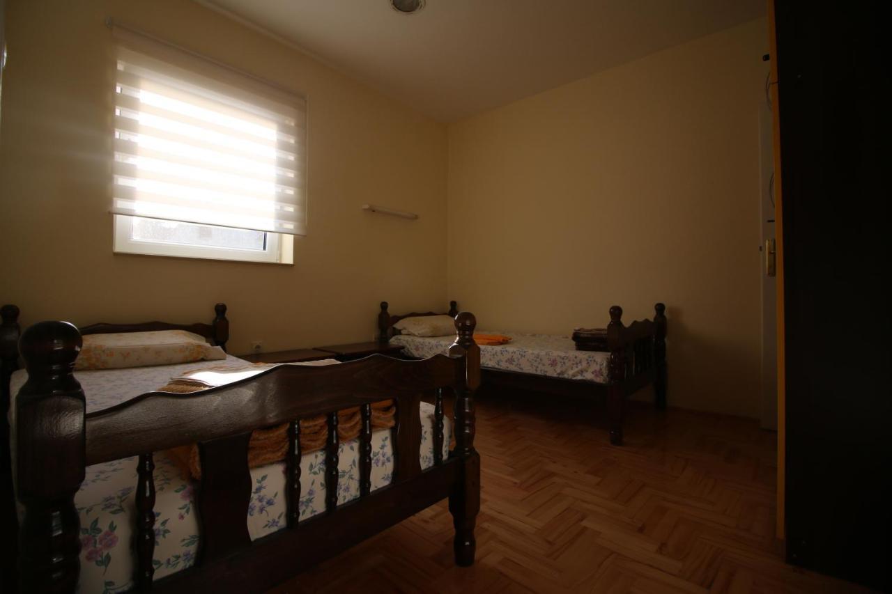 Hostel Teresianum Алексинац Экстерьер фото